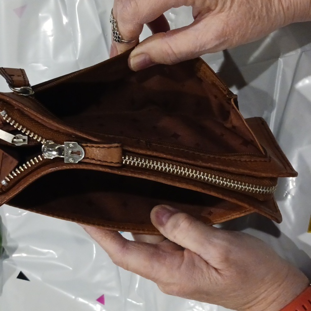 Wallet - Picture 4 of 7